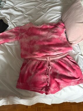 Women Pink Tie-Dye Pajama Set - Cozy Shorts & Sweatshirt